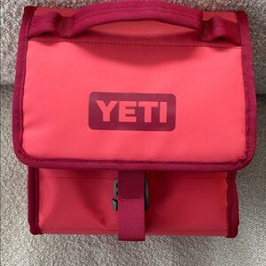 YETI pink Insulated Bag